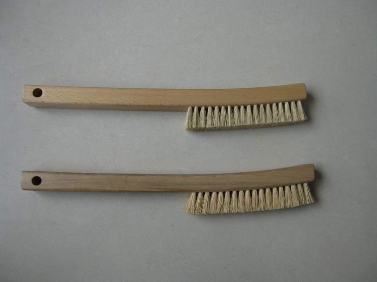 Big clear brush